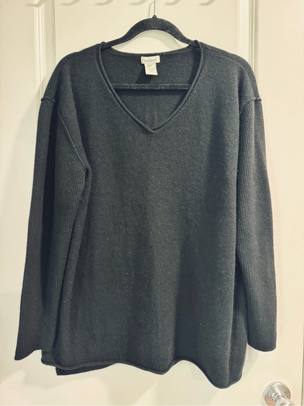 Sundance 100% Cashmere Beloved Pullover V-Neck Sweater Black XL